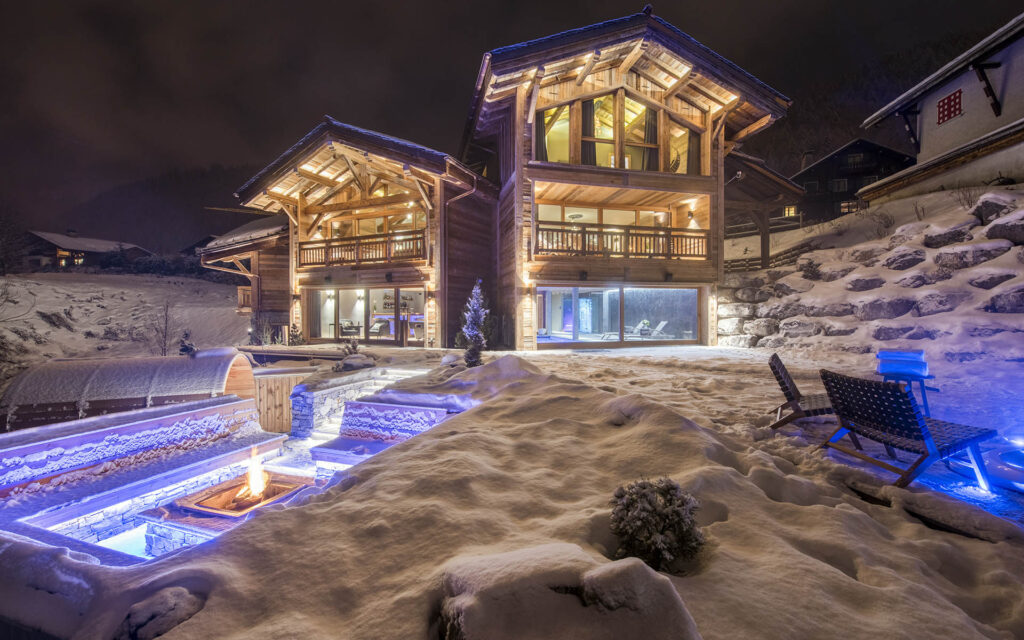 Chalet Sapphire's Exterior