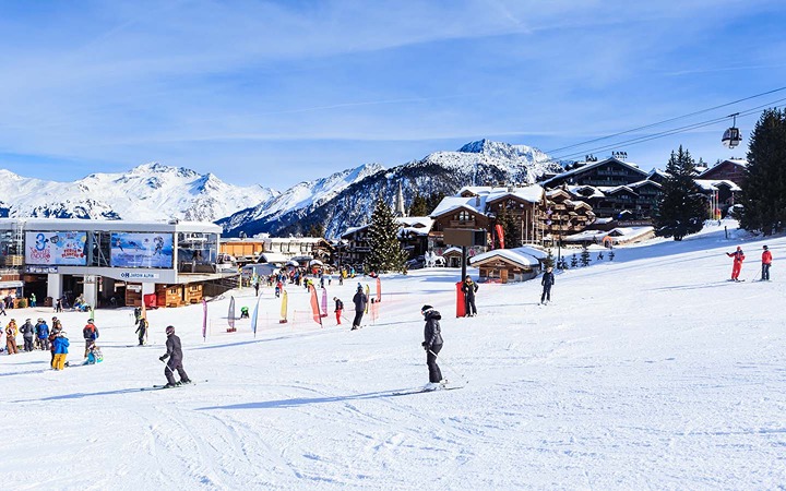 Luxury Ski Chalets in Courchevel1850 Tile