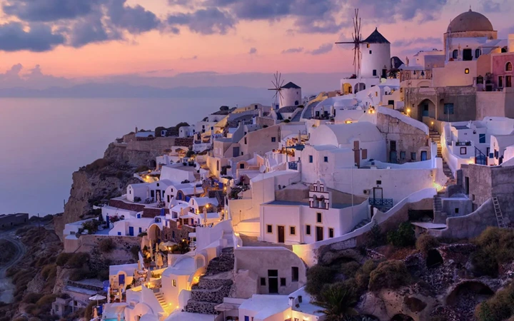 Luxury Villas in Santorini Tile